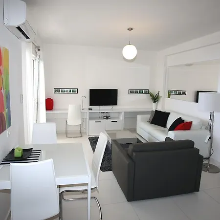 Apartament White Luxury *