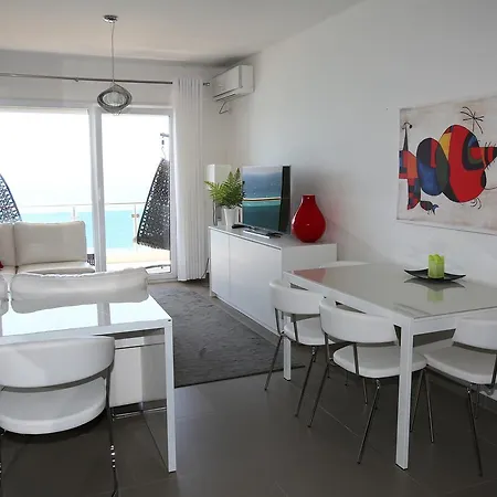 White Luxury Apartament