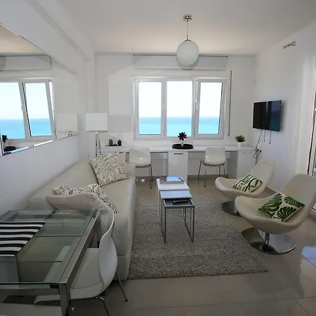 White Luxury * Saranda